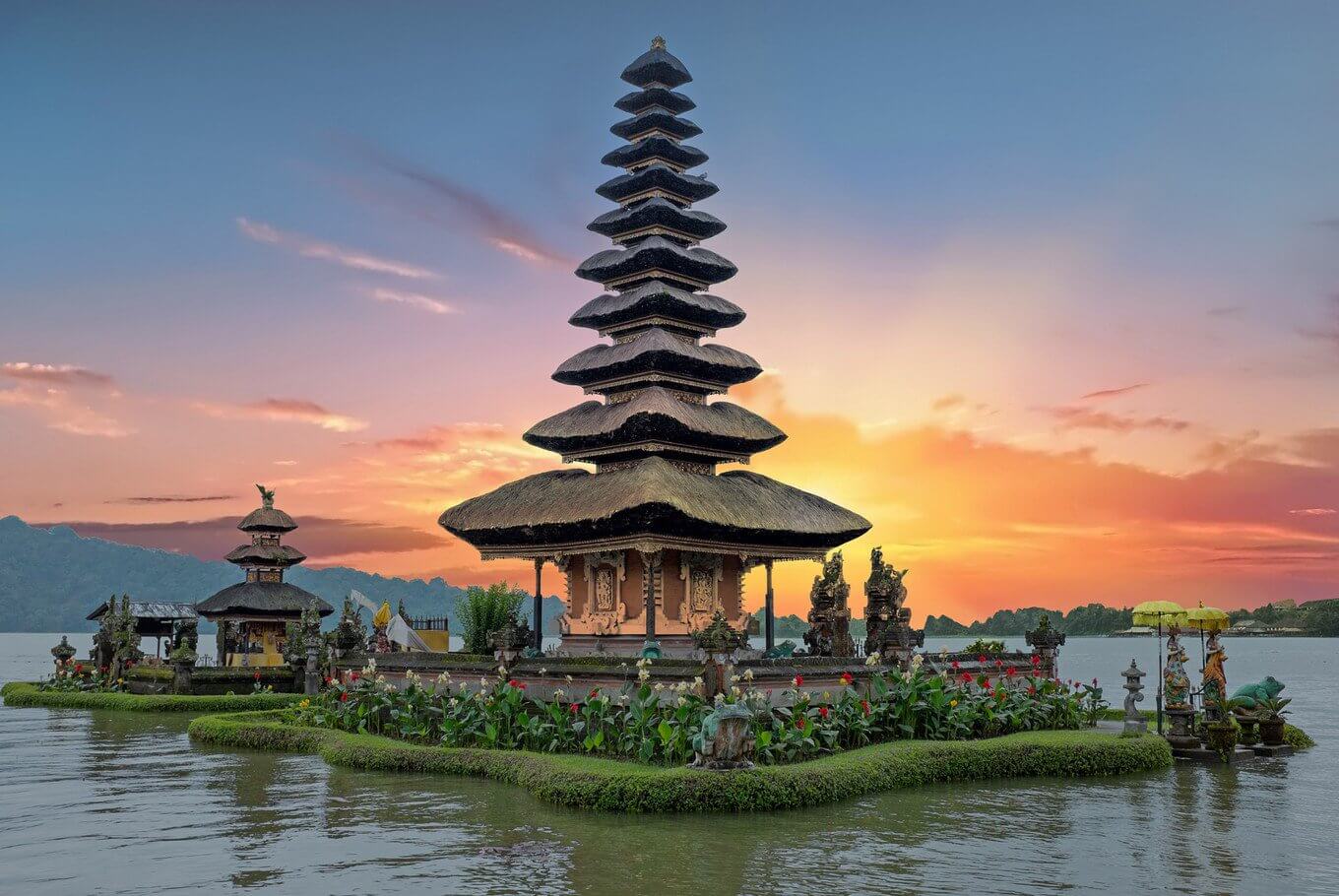 Honeymoon In Bali With Sunset Dinner